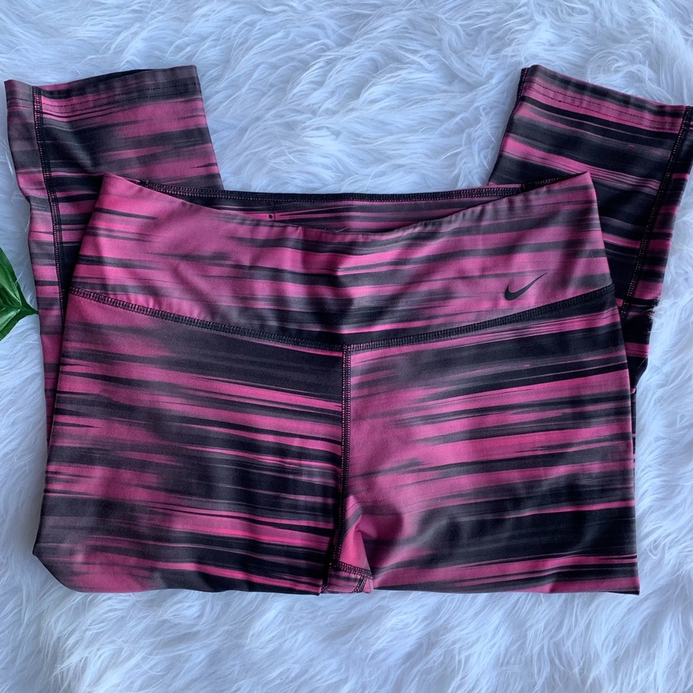 Nike mid-calf leggings